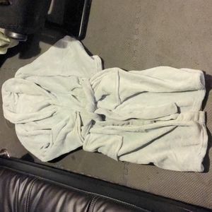 NWT bathrobe gray/blue